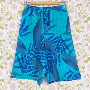 Vintage High Waisted Shorts Loose Fit Size 6/8 Blue Floral Made in France - Picture 1 of 3
