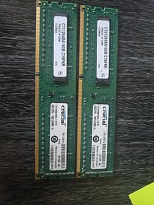 Crucial PC3-12800 (DDR3-1600) 4 GB DIMM 1600 MHz PC3-12800 DDR3 SDRAM Memory... - Picture 1 of 2