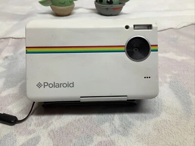 Polaroid White Z2300 10.0MP Digital Camera Great Condition - Image 1 of 4