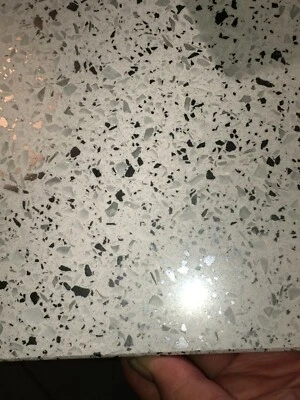 White Quartz Countertop Slab - White Platinum Silestone 63x127 3CM $28sf - Image 1 of 2