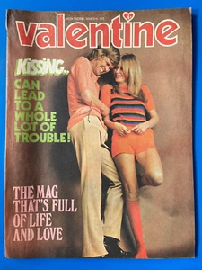 Valentine Mag 15th May 71 Cover Kissing Can Lead To Trouble Very Rare 530F - Imagen 1 de 2