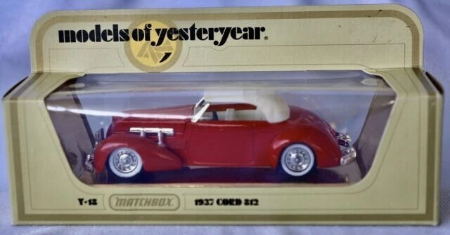 Y-18 1937 Cord 312 Matchbox Models of Yesteryear Red White Roof 1978 - Image 1 of 2