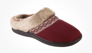 Isotoner Women's Eco-Comfort Memory Foam Faux Fur Erica Hoodback Slipper SM - Picture 1 of 4