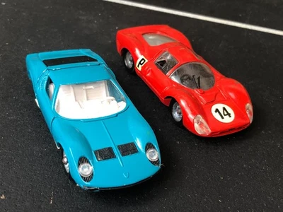 2 Solido France 1:43 Diecast BLUE LAMBORGHINI P400 MIURA & RED FERRARI 330 P3 - Image 1 of 4
