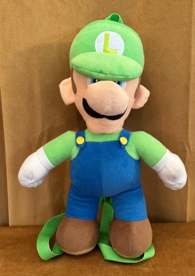 官方任天堂 Super Mario Bros Luigi 16" 毛绒背包拉链娃娃 — 第 1/4 张图片