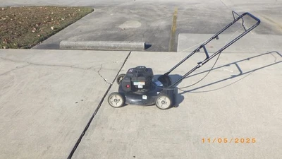 MÁQUINAS DE PATIO 20" 125CC CORTACÉSPED DE EMPUJE, 11A-02BT729, GASOLINA (TDY029449) Foto 1 de 4