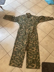 Vintage Bullseye Bill Frog Skin Camo Coveralls Zip Up Jump Suit Sz. L - Picture 1 of 12