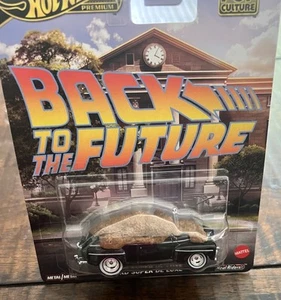 Hot Wheels 2025 Premium Retro "Back to the Future" Ford Super Deluxe w/ Manure - Picture 1 of 2