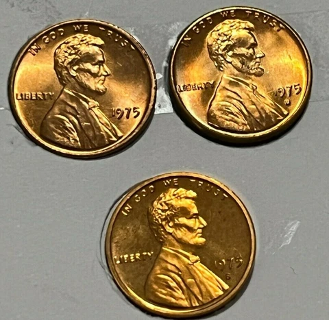 1975 P D S  NICE  RED UNCIRCULATED + PROOF LINCOLN CENTS (3 COINS) Cover