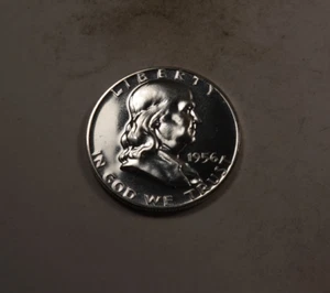 Mezzo dollaro Franklin 1956 * Prova di gemma (cameo leggero) * XH818 - Foto 1 di 4