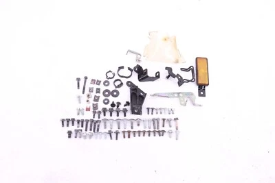 Yamaha YZF R3 300 2016 15-18 OEM TUERCAS MISC PERNOS SOPORTE ARANDELA MONTAJE CLIP Y151 Foto 1 de 4