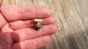 1979-1984 Volvo 240 242 244 rear fender trim Beltline trim clip ONE trim clip - Picture 1 of 10