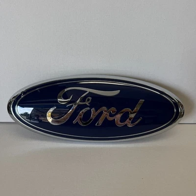 Emblema de parrilla original Ford BC3Z-8213-A Super Duty F-250 F-350 F-450 F-550 Foto 1 de 4