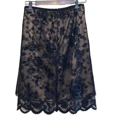 Falda lápiz de colección Express negra floral de encaje gótico caprichoso para mujer talla 3/4 Y2K Foto 1 de 4