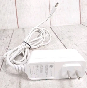 OEM - Adaptador de CA de perno blanco TIVO NBS40C120300VU - 100-240V - 50/60Hz - 1A 12V 3A - Imagen 1 de 6