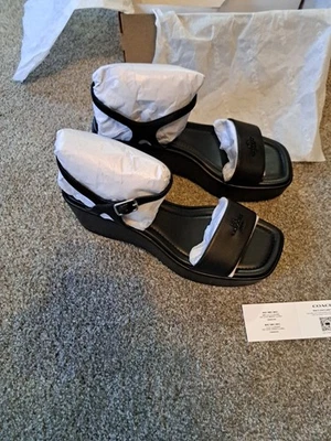 Sandalia Coach Wedge Gale de cuero negra para mujer talla 9,5B cierre de tobillo*NUEVA EN CAJA* Foto 1 de 4