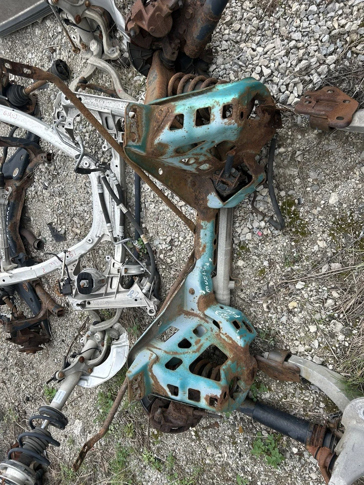 Ford Mustang 1987-93 suspensión travesaño  Foto 1 de 1