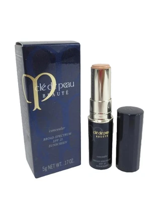 CLE DE PEAU BEAUTE CONCEALER SPF 25 SUNSCREEN BEIGE 0.17 OZ BOXED - Image 1 of 3