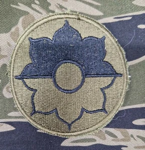 US Army cut Edge Shoulder Patch 9th Infantry 002 - Picture 1 of 1