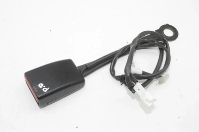 Hebilla de asiento delantero derecho Nissan Micra K14 MK5 868435FA0A 0,9 gasolina 66 kW 2017 RHD Foto 1 de 4