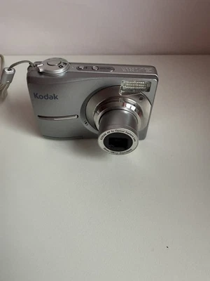 Kodak Digital Camera EasyShare C813 8.0MP Silver Tested - Image 1 of 4