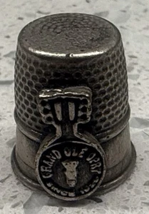 Medal Grad Old Opry Thimble (N) - Picture 1 of 2