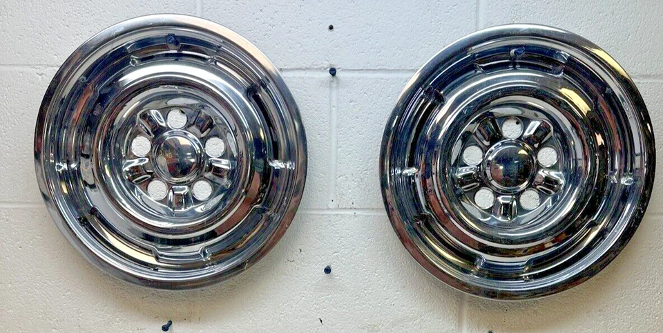 2 tapacubos traseros de 14" Mercury Comet/Cyclone/Marauder 1964-67 (5505 Foto 1 de 4