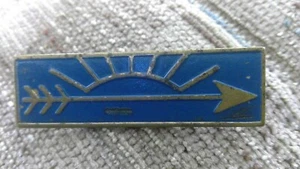Vintage Boy Scouts/Webolos  Arrow of Light 2-1/8" Enamal Pin - Picture 1 of 4