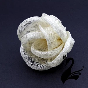 Flower Sinamay Rose - Ivory - Millinery Hats Fascinators - Bild 1 von 1