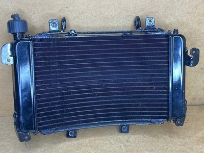 Радиатор охлаждения радиатора KTM 690 duke 2012-2019 76035010000 - Изображение 1 из 4