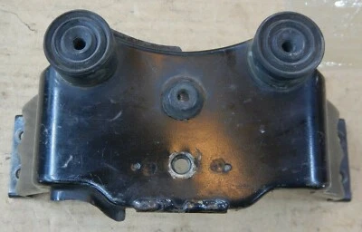 2003 KAWASAKI NINJA 500R EX500 КРЕПЛЕНИЕ КРОНШТЕЙНА ТОПЛИВНОГО БАКА 32052-1394 K14 - Изображение 1 из 4