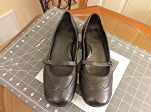 Zapatos informales Born de cuero marrón oscuro Mary Jane con correa con hebilla para mujer talla 39-US-8 - Imagen 1 de 20