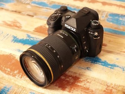 Pentax K-3 III DSLR Digitalkamera + HD Pentax-DA* 16-50mm F/2.8 ED PLM AW  - Bild 1 von 4
