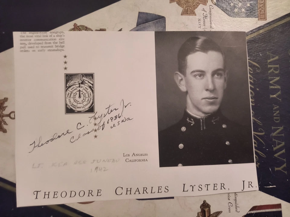 Foto/biografía firmada por el teniente Theodore C. Lyster Kia Segunda Guerra Mundial EE. UU. Juneau (CL-52) USNA 1936 Foto 1 de 1