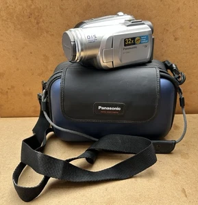 Cámara de video digital Panasonic NV-GS80 Mini-DV, cargador, bolsa y 2 baterías - Imagen 1 de 24