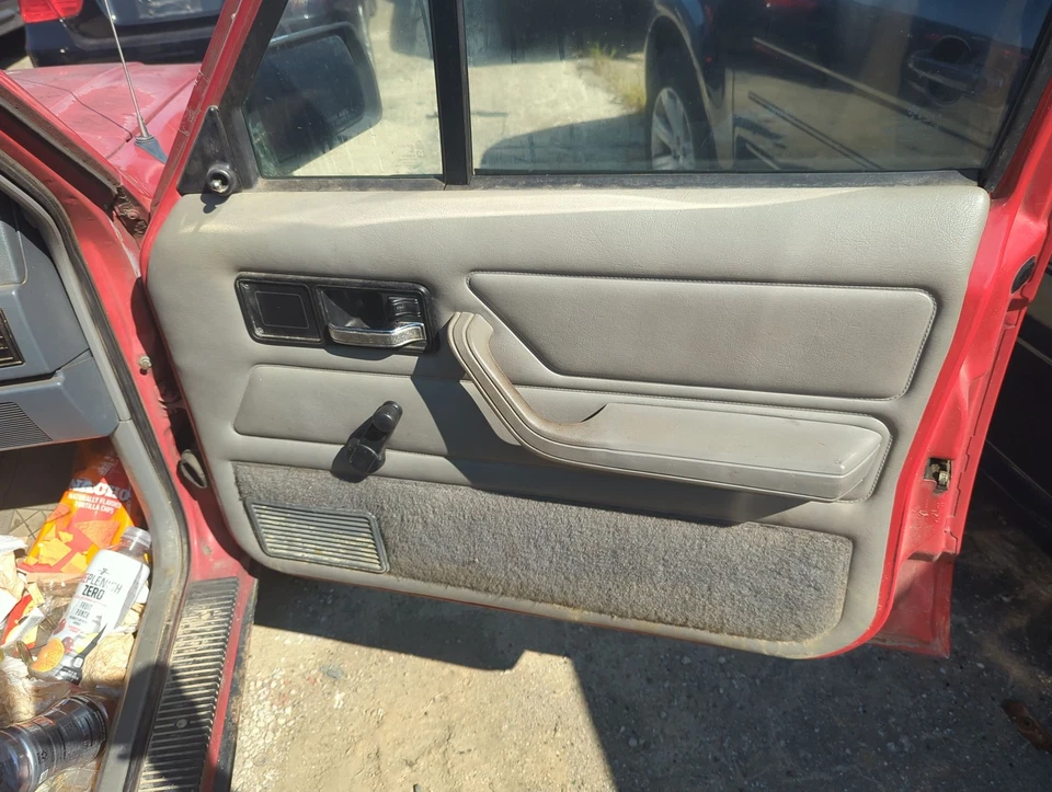 1993 Jeep Cherokee Front Right Passenger Interior Door Panel Trim P7LJG - Image 1 of 1