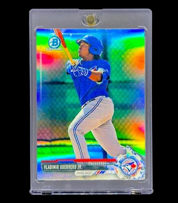 VLADIMIR GUERRERO JR. ROOKIE REFRACTOR SILVER PRIZM HOLO Chrome Non Auto TORONTO - Image 1 of 4