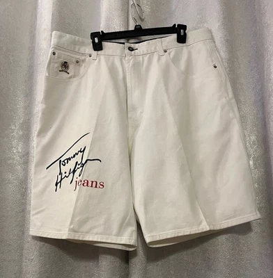 Tommy Hilfiger JEANS Hombre Pantalones Cortos de Jean Blanco BIG SPELL OUT Bandera Talla 38 Foto 1 de 4
