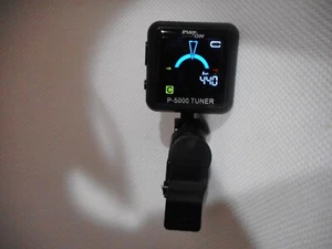PLAY ON P5000 WIEDERAUFLADBARER CLIP ON TUNER - SUPEREMPFINDLICH, CENTS DISPLAY - Bild 1 von 8