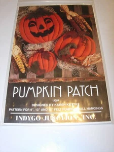 CRAFTS UNCUT SEWING FABRIC PATTERN INDYGO JUNCTION PUMPKIN PATCH WALL HANGINGS - Picture 1 of 3