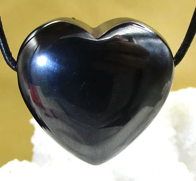 HÄMATIT   Edelstein-Herz bauchiger ANHÄNGER gebohrt   30 mm     Nr..2 - Bild 1 von 2
