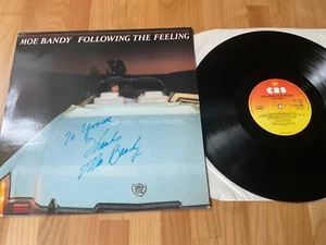 Moe Bandy following the feeling Lp signed near mint - Picture 1 of 9