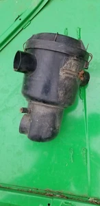 SUZUKI SIERRA SJ40 SJ410 NT PARTS - AIRBOX INCLUDING LID SUIT F10A ENGINE MG410 - Picture 1 of 3