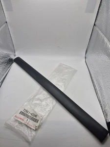 Toyota Rav4 Mk4 2013- Genuine Right Hand Front Drip Moulding 7555142040 New OEM - Picture 1 of 8