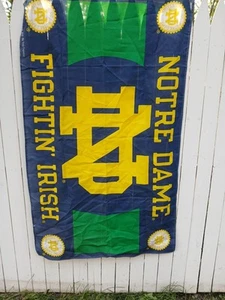 Vintage NCAA Notre Dame Fighting Irish 3x 5 Flag Wall Yard Banner 1997 - Picture 1 of 9