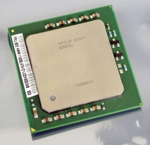 Processeur CPU Intel Xeon SL6GF 2,667 GHz 512 Ko cache L2 533 MHz FSB socket 604 - Photo 1/2
