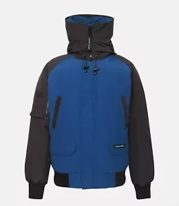 NEU & Ungetragen: Unisex Daunenjacke Canada Goose (Gr. L Männer/ Gr. XL Damen) - Bild 1 von 8