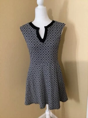 New York & Co Sleeveless Black/ White Fit & Flare Knit Cotton Dress Size M - Image 1 of 4