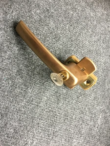 maco fensterbeschläge Harmony Gold mit Schloss 10Stk B-Ware - Bild 1 von 3