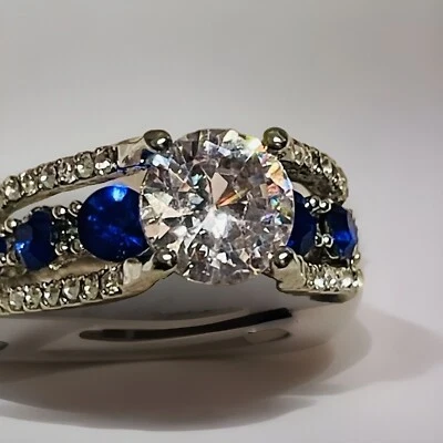 Серебряное кольцо с синим драгоценным камнем и кубическим цирконием драгоценный камень любой размер доступен для заказа - Изображение 1 из 2